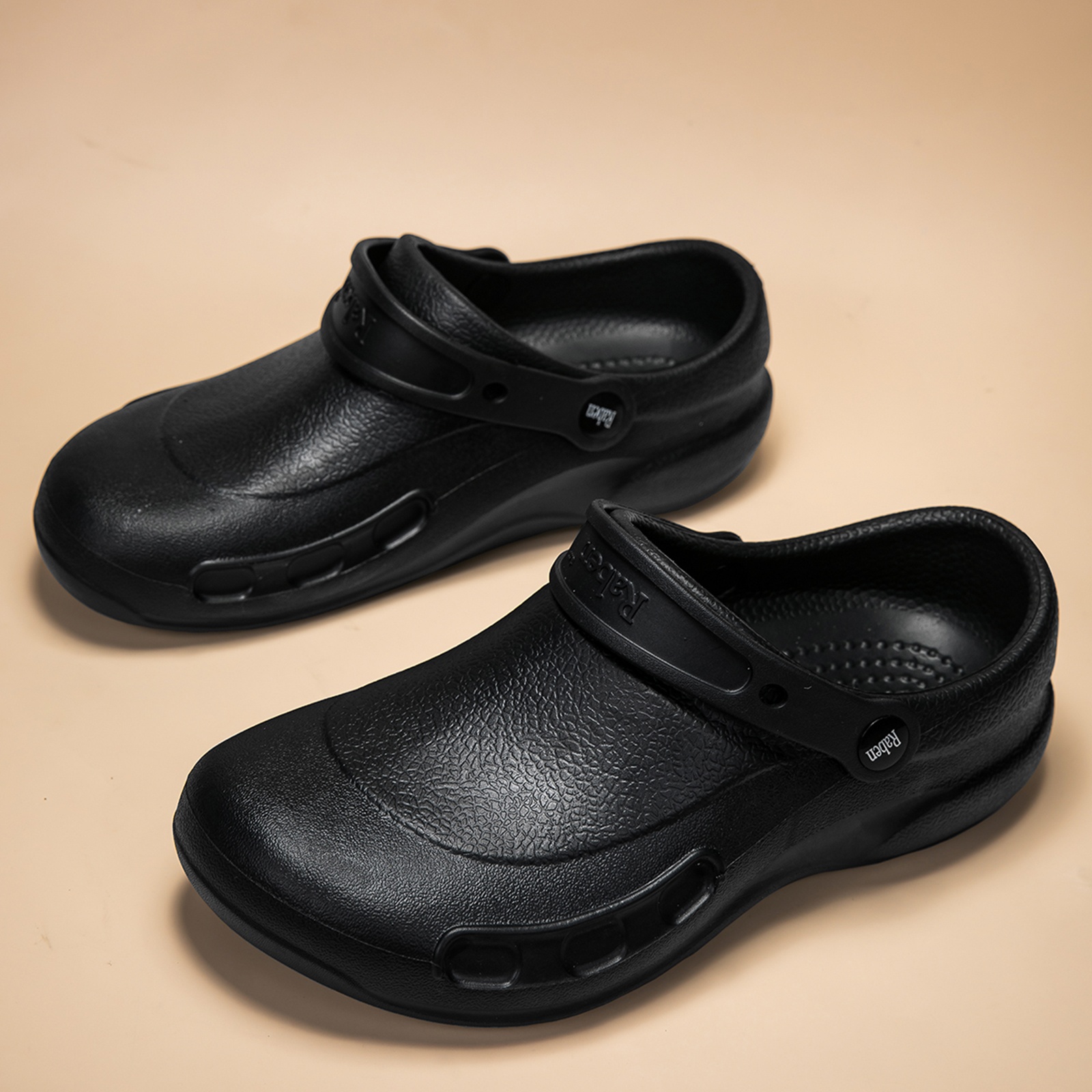 KNS-194 Kitchen Clogs in Black - Raben Footwear